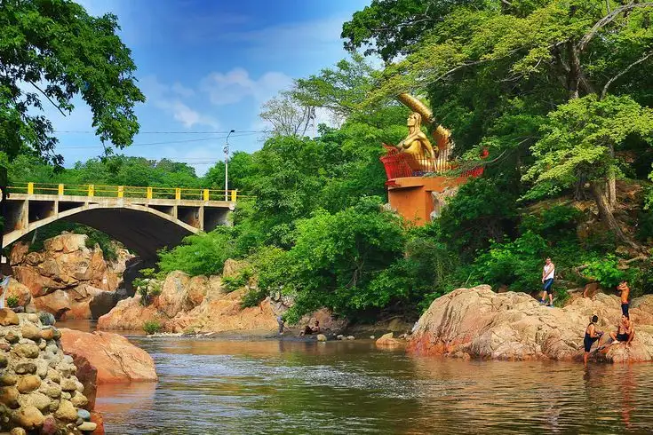 Balneario Hurtado en el río Guatapurí, Cesar